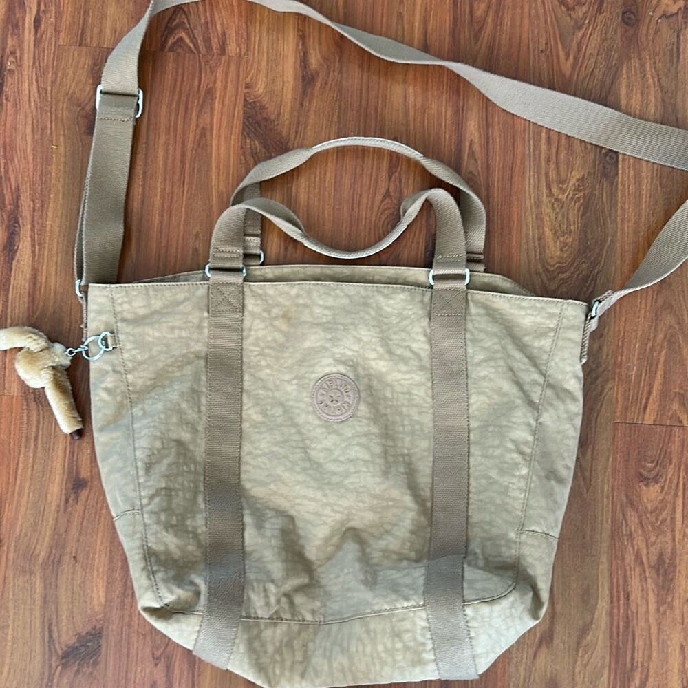 Kipling large travel tote bag tan coffee color